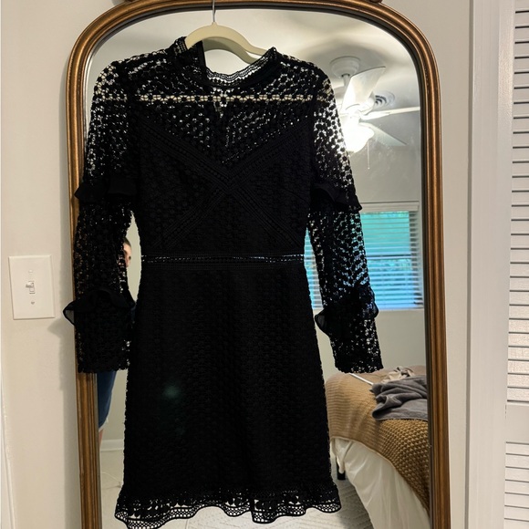 Cute Evening Mini Dress. ONLY WORN ONCE - Picture 3 of 4